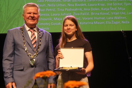ZLATA PETICA 128 FOTO LJUBO VUKELIČ